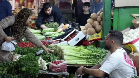 伊朗大规模裁员潮来袭