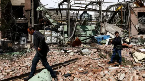 美伊互怼：战火一触即发