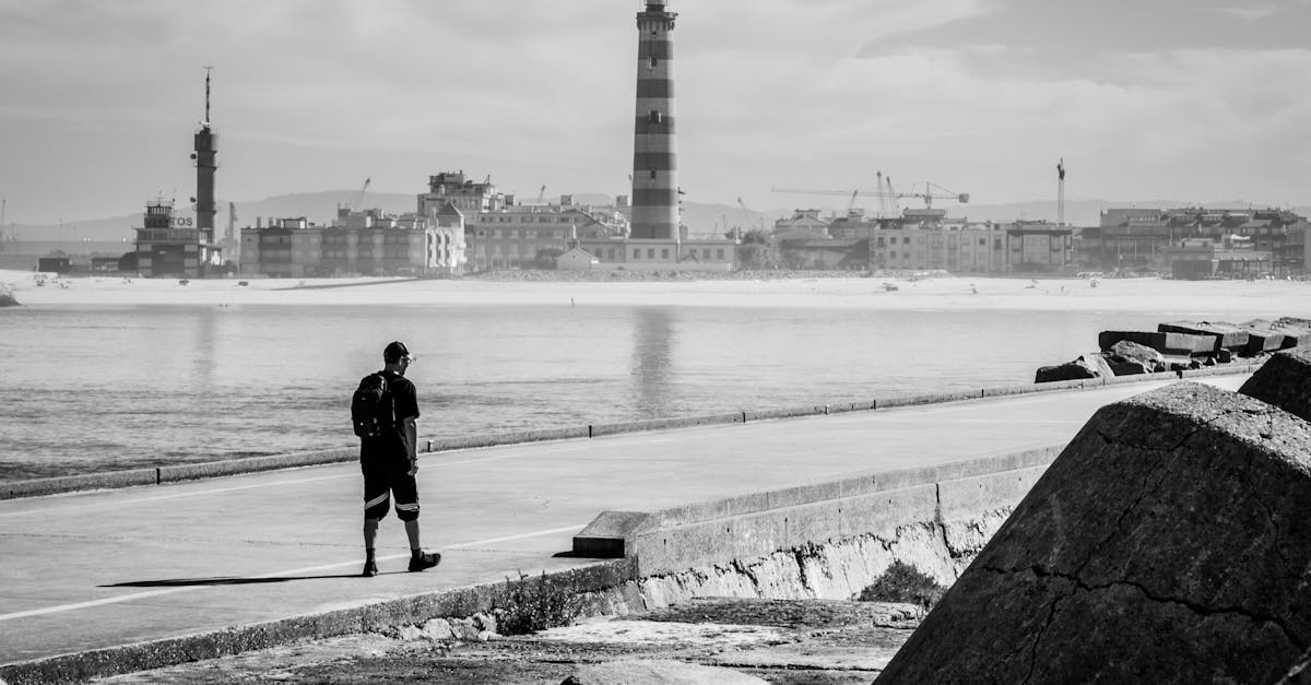 灯塔下的鼓声与海盐的记忆