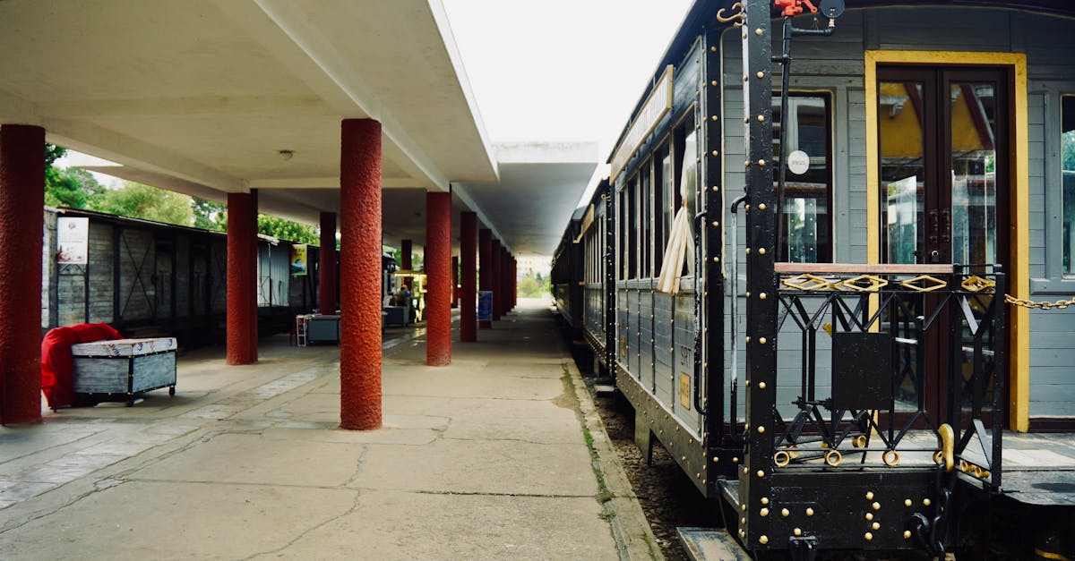 月台上的木板还记得火车的脚步