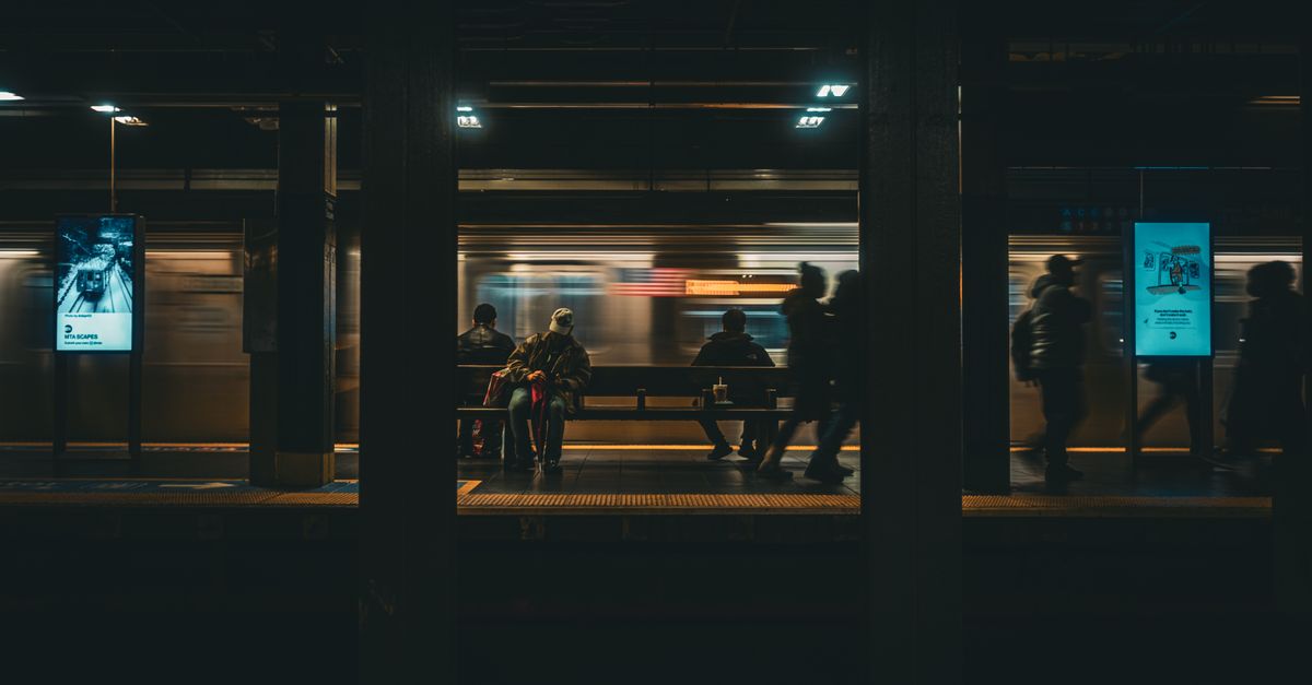 午夜地铁里发出香味：欧洲夜经济的慢速复苏